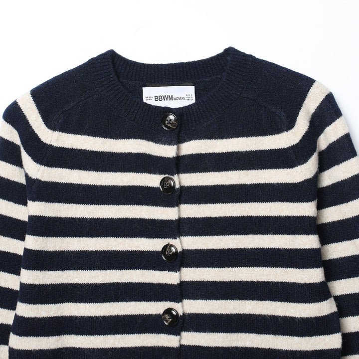 Dam gestrickad cardigan med vertikala ränder Mirla-Eva Jonsson