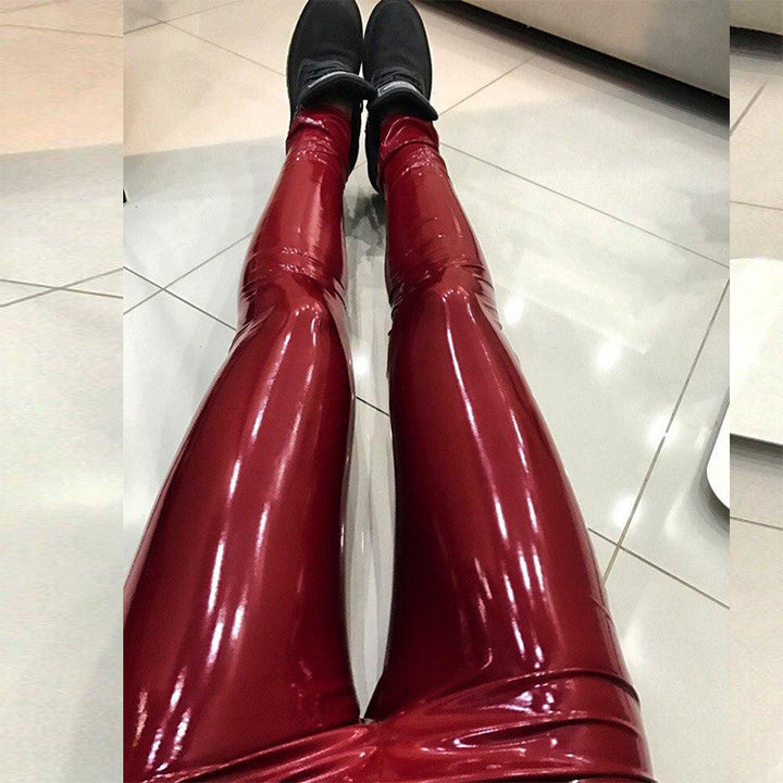 Dam glänsande leggings med hög midja från Mirla-Eva Jonsson