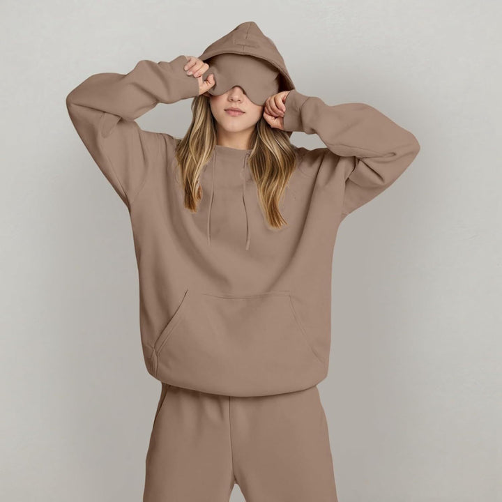 Dam hoodie med integrerad sovmaskdesign Mirla-Eva Jonsson