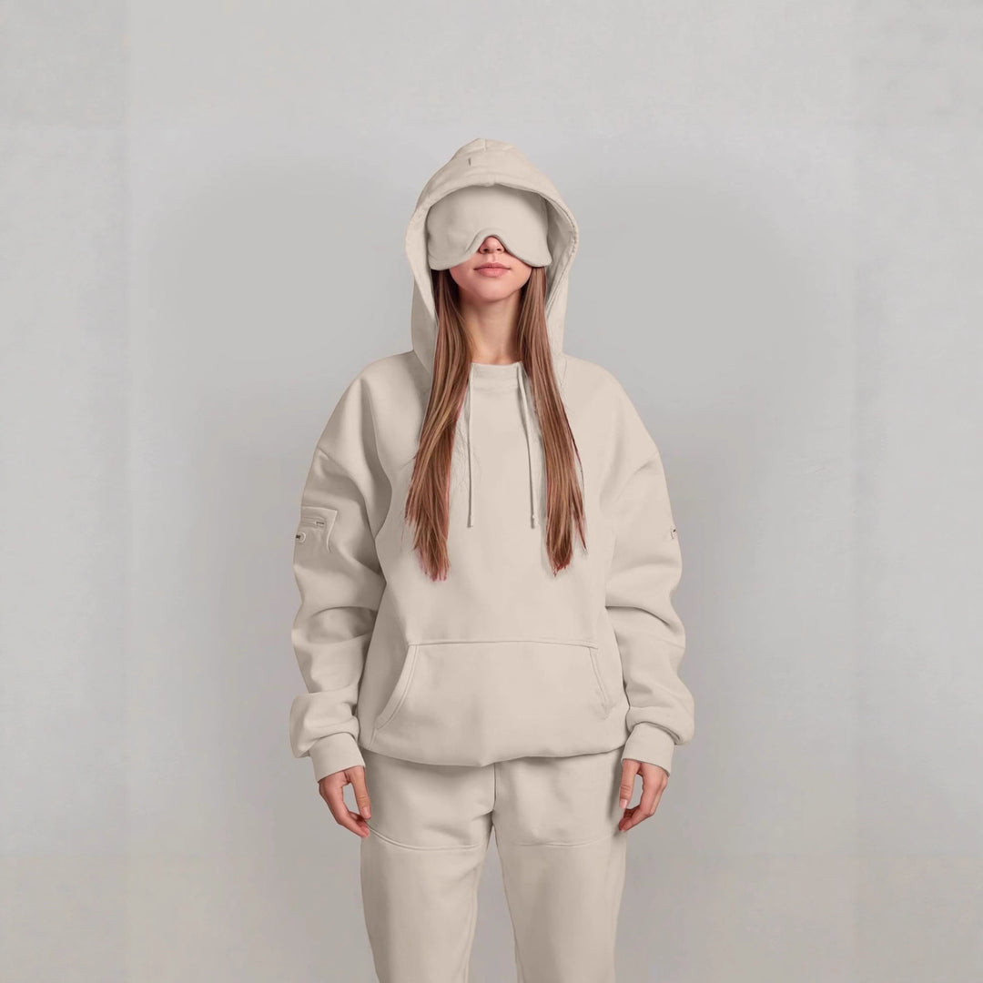Dam hoodie med integrerad sovmaskdesign Mirla-Eva Jonsson