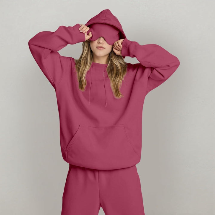 Dam hoodie med integrerad sovmaskdesign Mirla-Eva Jonsson