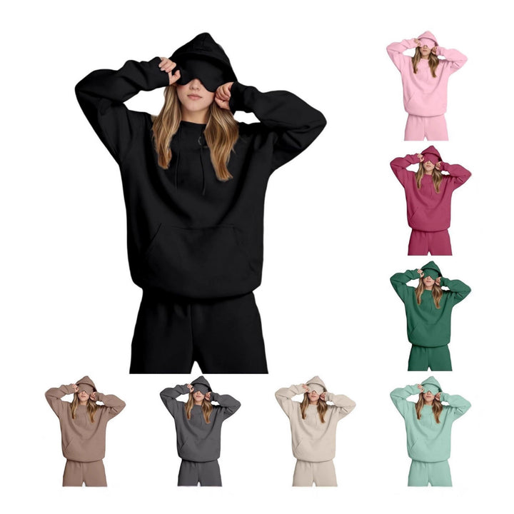 Dam hoodie med integrerad sovmaskdesign Mirla-Eva Jonsson