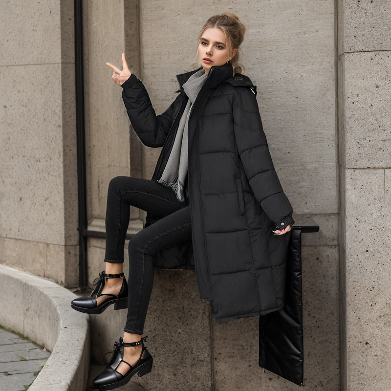 Dam isolerat vinterparka med justerbar huva och praktiska fickor Mirla-Eva Jonsson