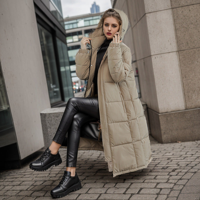 Dam isolerat vinterparka med justerbar huva och praktiska fickor Mirla-Eva Jonsson
