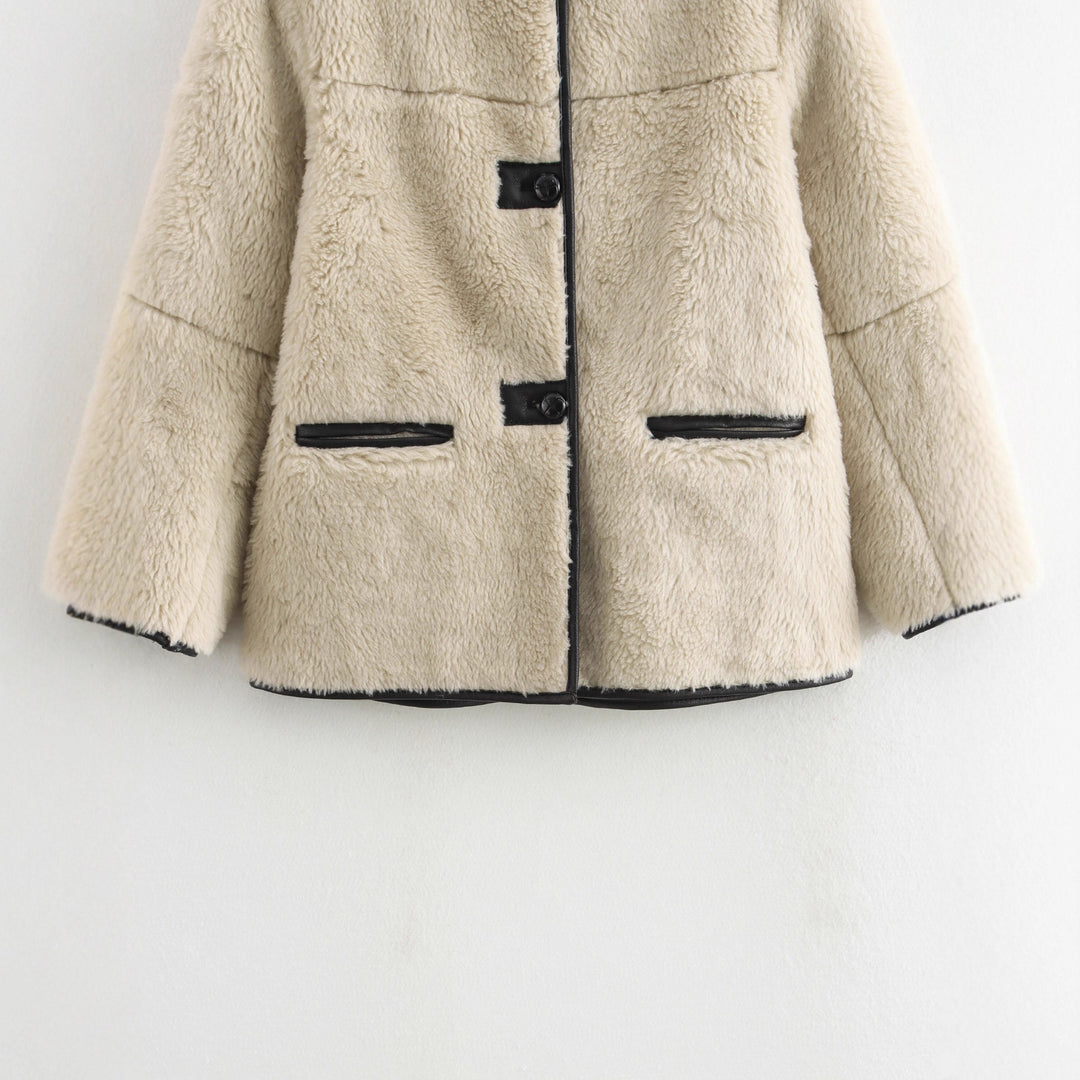 Dam konstpälsjacka med eleganta detaljer Mirla-Eva Jonsson