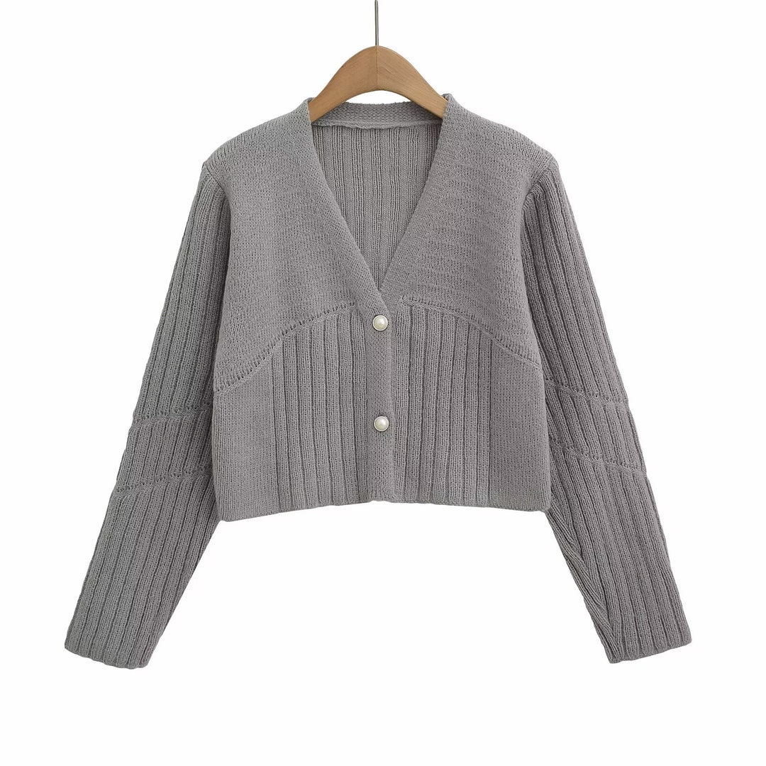Dam kort stickad cardigan Mirla-Eva Jonsson