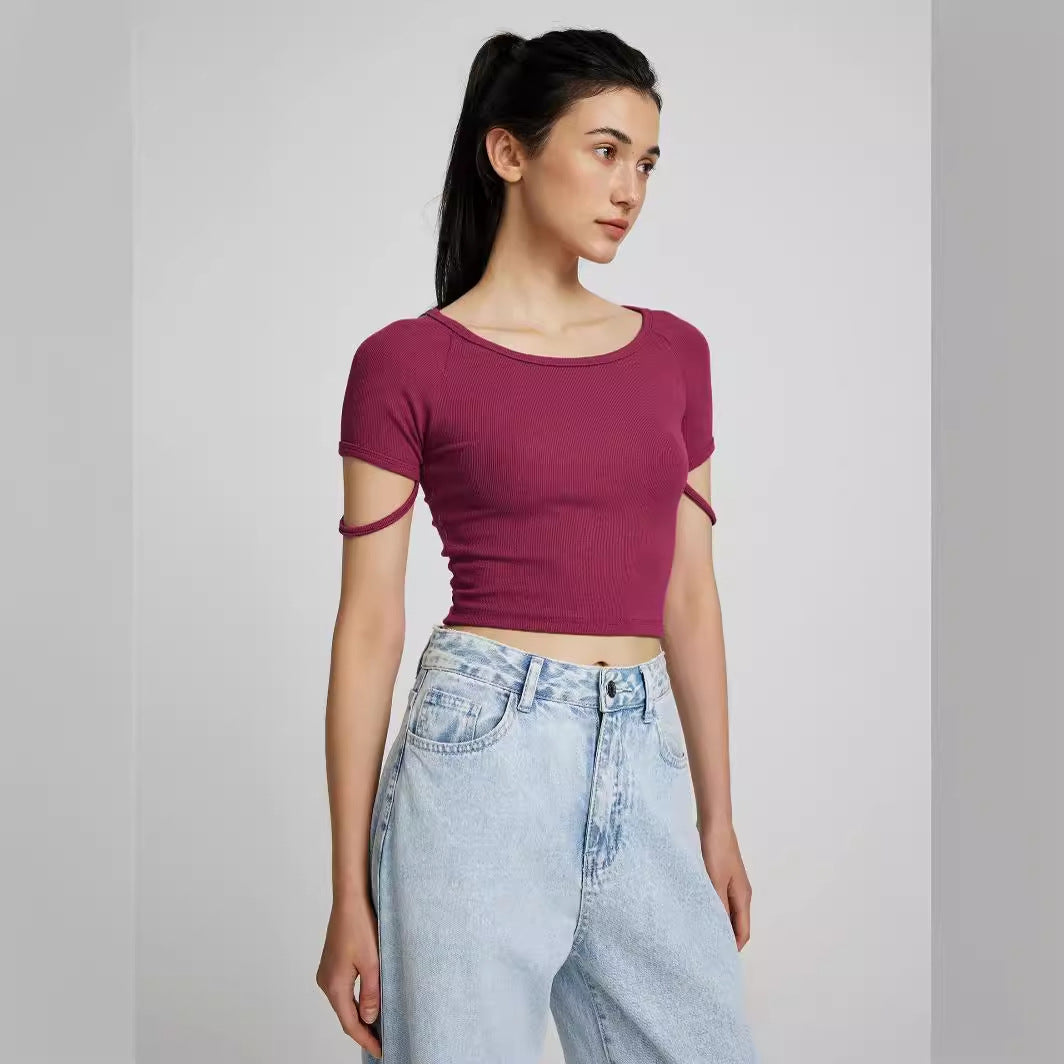 Dam kortärmad tajt Crop-Top med rund hals Mirla-Eva Jonsson