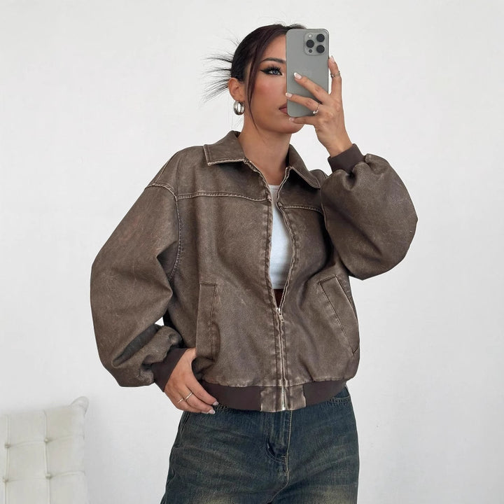 Dam kvinnor oversized bomberjacka med avslappnad passform och voluminösa ärmar Mirla-Eva Jonsson