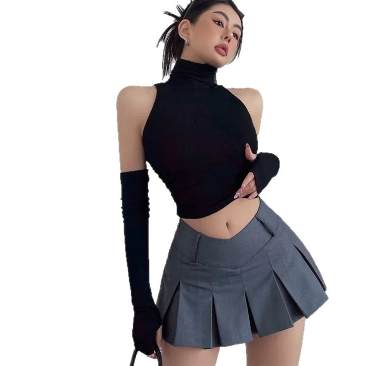 Dam långärmad crop-top med ståkrage och figurnära snitt Mirla-Eva Jonsson