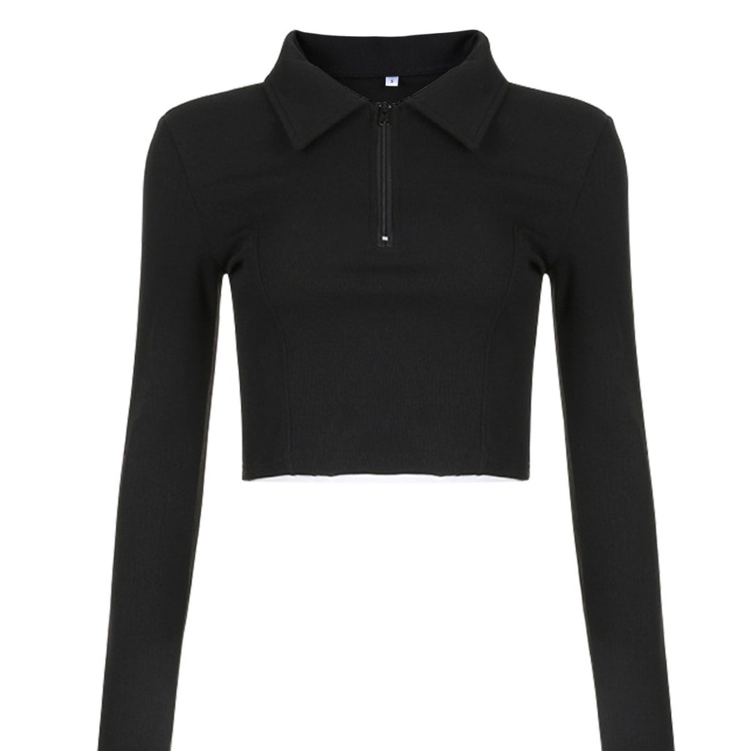 Dam långärmad cropped Poloshirt med mjukt strukturmaterial Mirla-Eva Jonsson