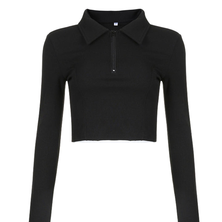 Dam långärmad cropped Poloshirt med mjukt strukturmaterial Mirla-Eva Jonsson
