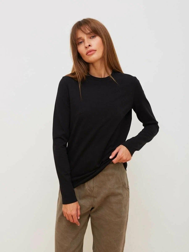 Dam långärmad t-shirt med modern skärning och figursmickrande passform Eva Jonsson-Eva Jonsson