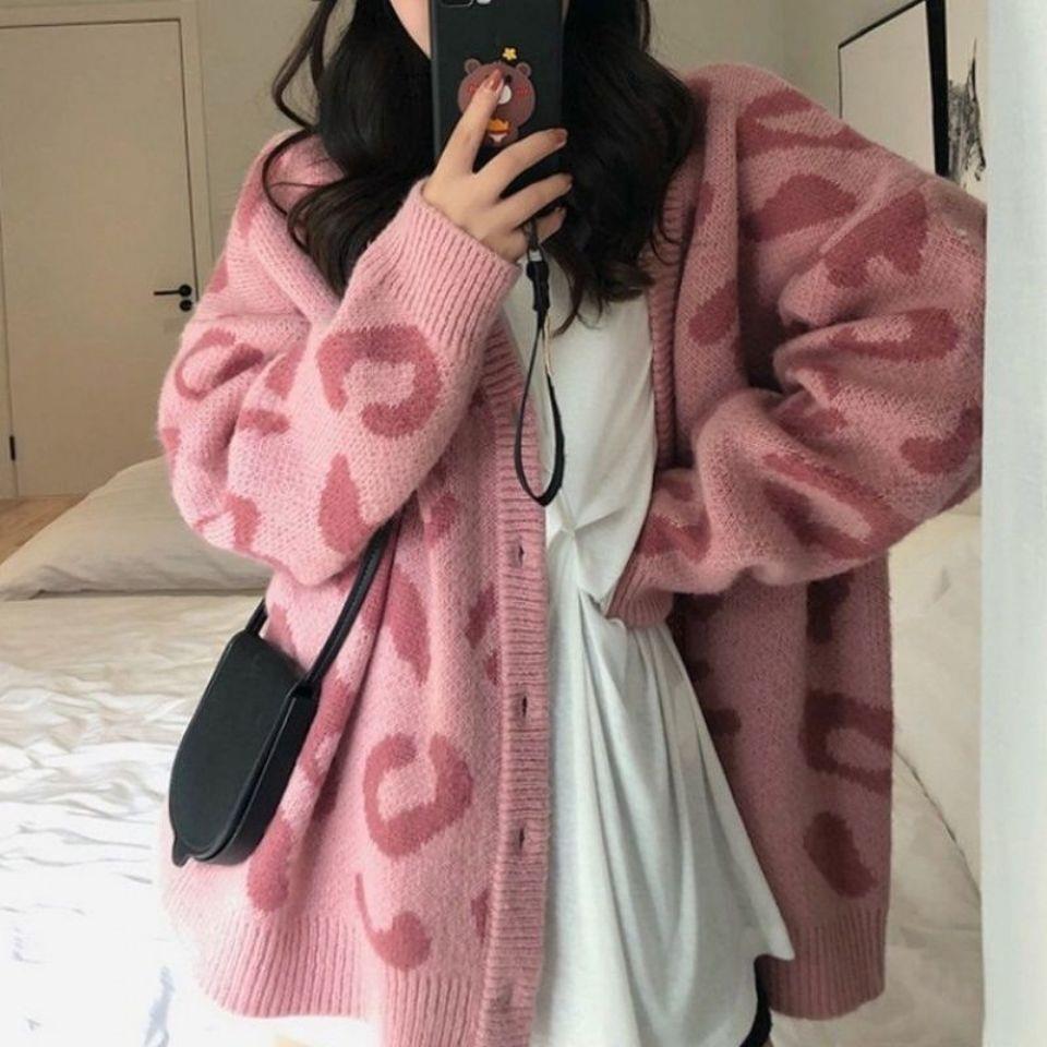 Dam långpile cardigan med leopardmönster Mirla-Eva Jonsson