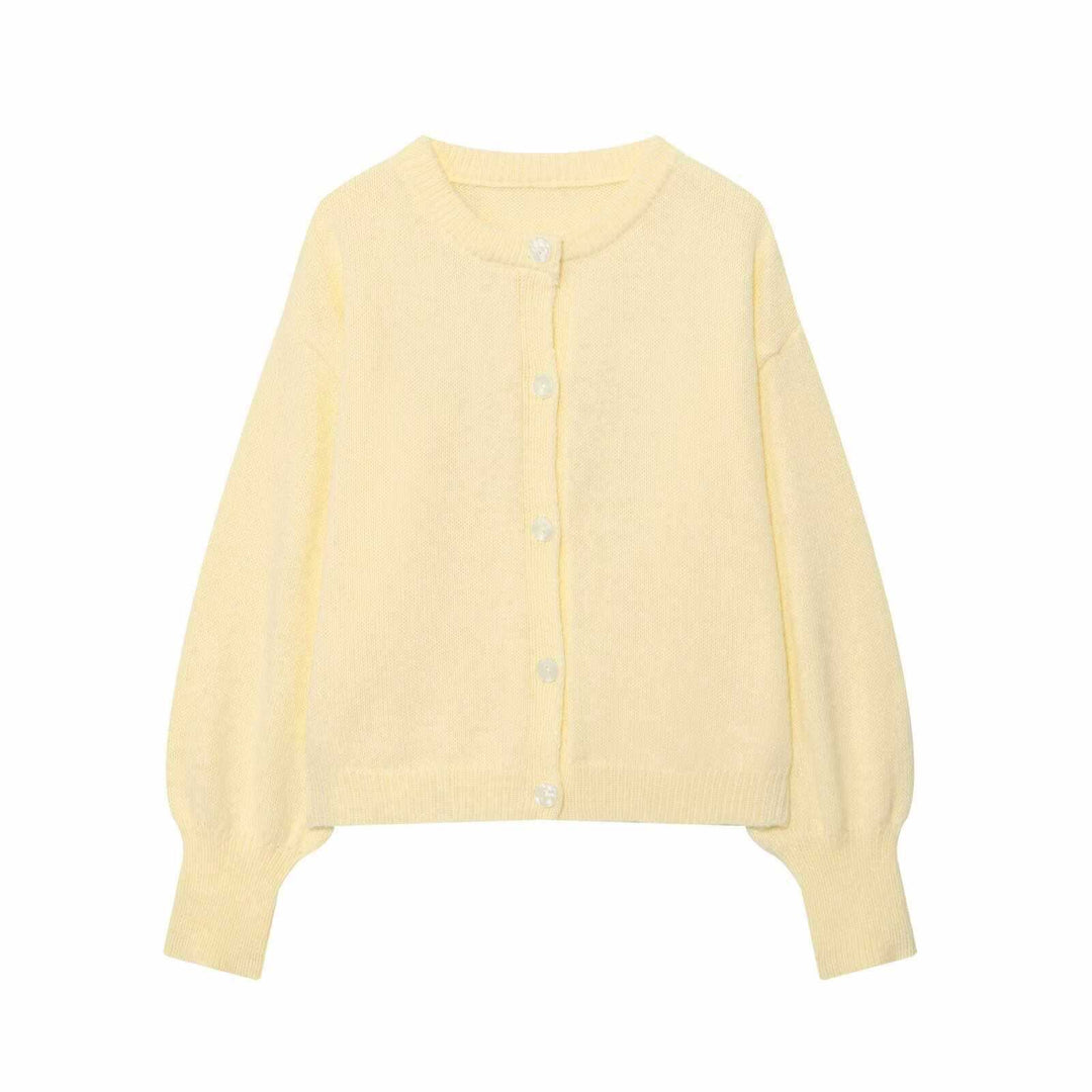 Dam mjuk cardigan med knappslå och ballongärmar Mirla-Eva Jonsson