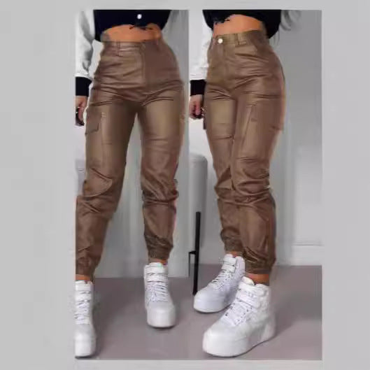 Dam mode Cargo-byxa med elastisk midja och fickor Mirla-Eva Jonsson