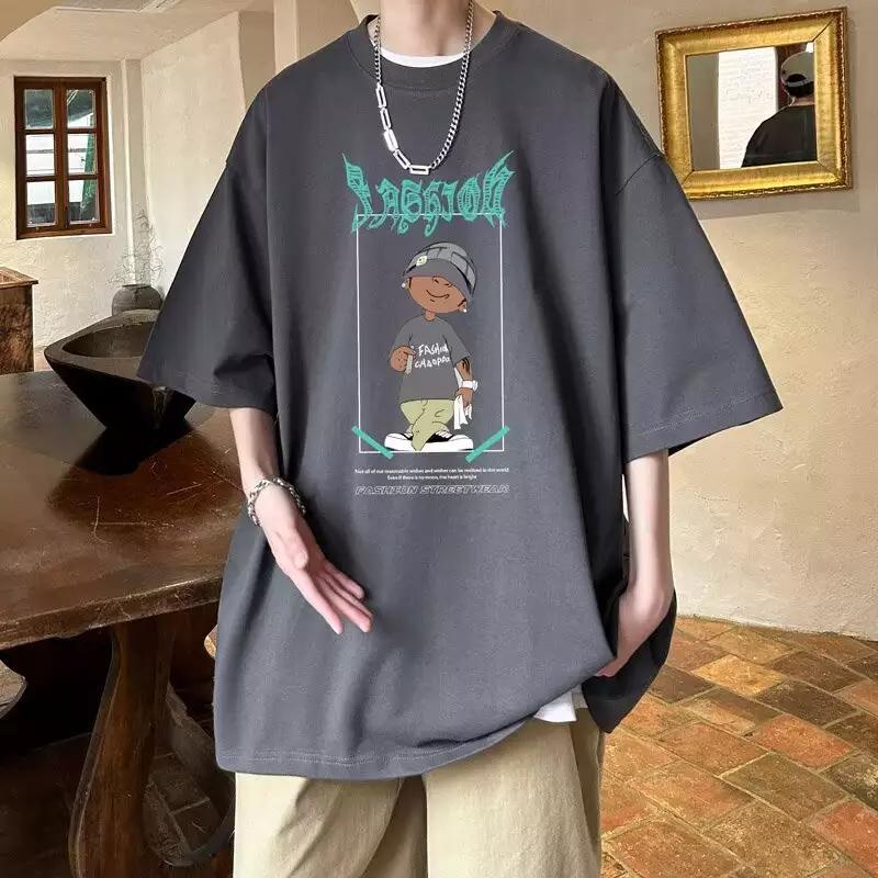 Dam oversized T-shirt med grafisk tryck och avslappnad skärning Mirla-Eva Jonsson