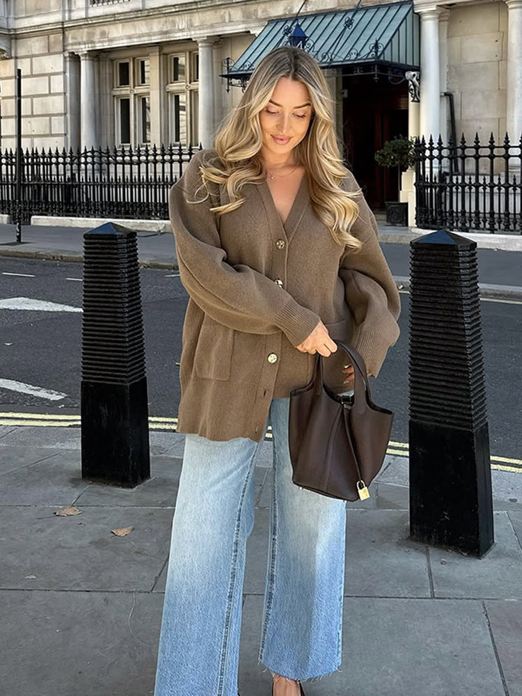 Dam oversized stickad jacka med knapppdetaljer Mirla-Eva Jonsson
