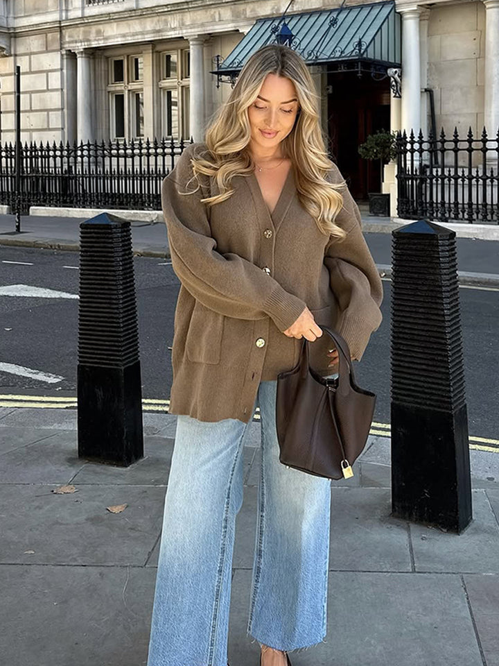 Dam oversized stickad jacka med knapppdetaljer Mirla-Eva Jonsson