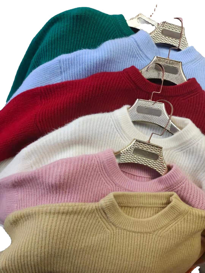 Dam oversized stickad tröja med lös passform och fin textur Mirla-Eva Jonsson
