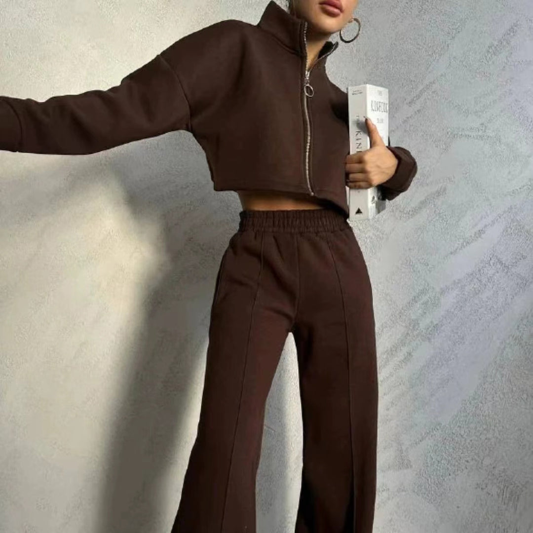 Dam sportig och elegant cropped sweatshirt med hög krage Eva Jonsson-Eva Jonsson