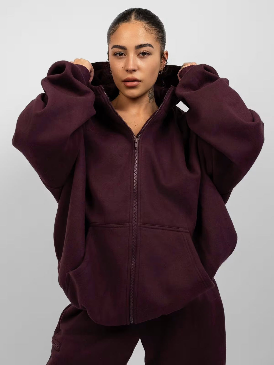 Dam sportigt fleece-hoodie-set med dragkedja och vida byxor Eva Jonsson-Eva Jonsson
