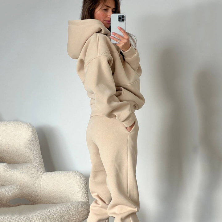 Dam sporty hoodie sweatshirt och joggers-set Mirla-Eva Jonsson