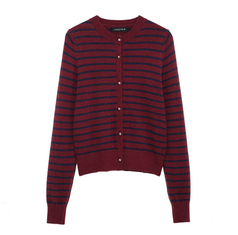 Dam striped cardigan with golden buttons and fashionable cut Mirla-Eva Jonsson