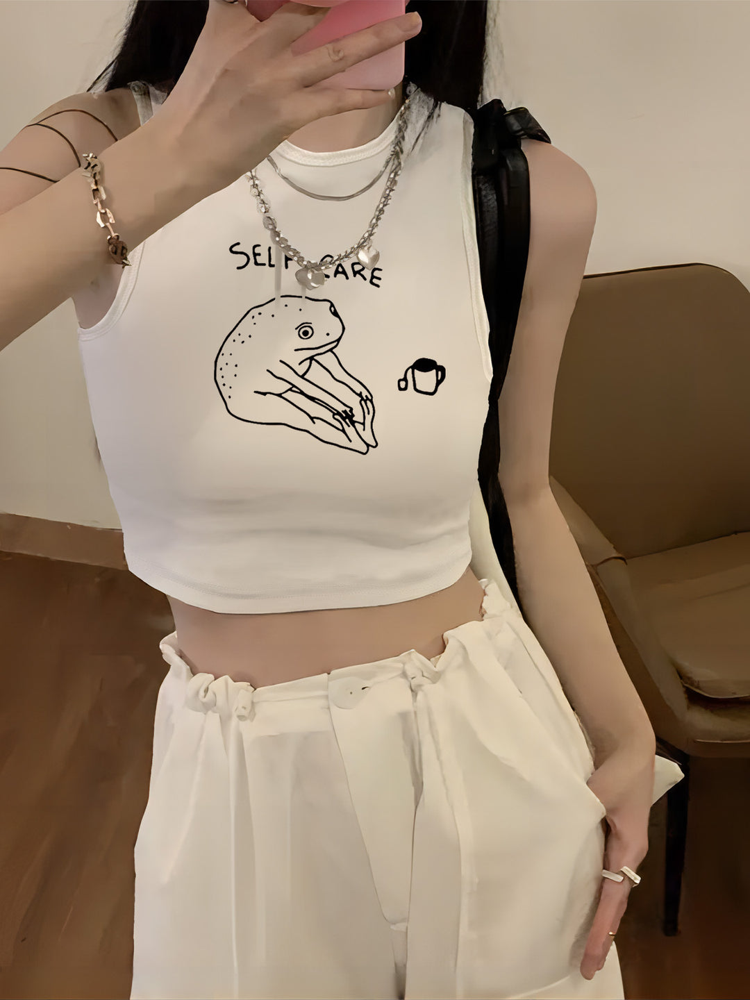 Dam t-shirt med kreativt citat och avslappnad passform Mirla-Eva Jonsson