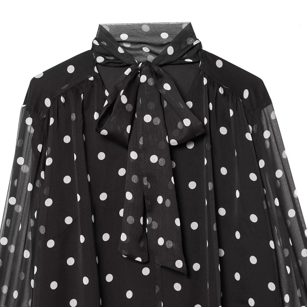 Dam transparent blus med slipskrage i polka-dotsdesign Mirla-Eva Jonsson