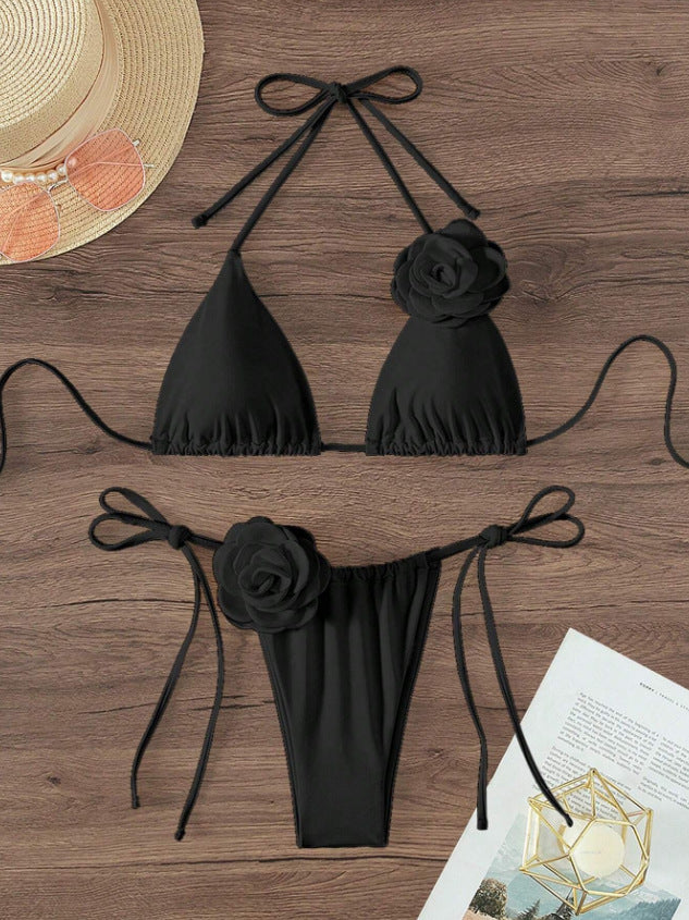 Dam triangel-bikini med lekfull design och justerbara remmar Mirla-Eva Jonsson