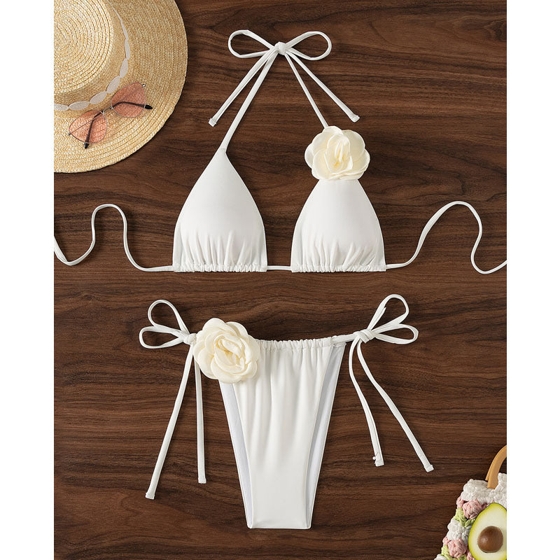 Dam triangel-bikini med lekfulla blommö appliqué och justerbara snoddband Mirla-Eva Jonsson
