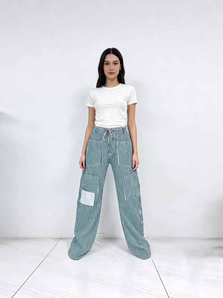 Dam wide cargo pants with practical pockets and unique design Mirla-Eva Jonsson