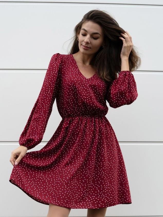 Damal casual klänning med V-ringning och puffärmar Mirla-Eva Jonsson