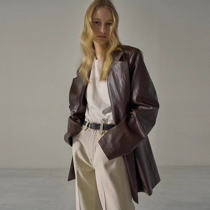 Damarnas överdimensionerade faux läder blazer Mirla-Eva Jonsson