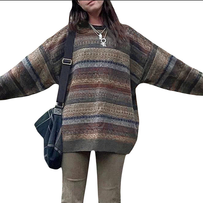 Damars mysiga oversized tröja med färgglad randig mönster och breda ärmar Mirla-Eva Jonsson