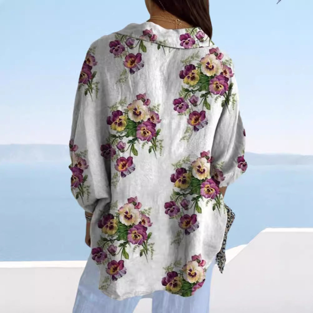 Damblus med blommönster och dold knäppning Mirla-Eva Jonsson