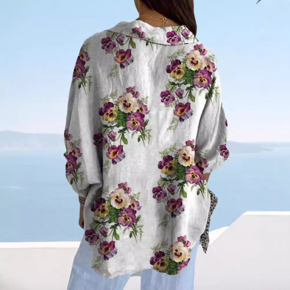 Damblus med blommönster och dold knäppning Mirla-Eva Jonsson