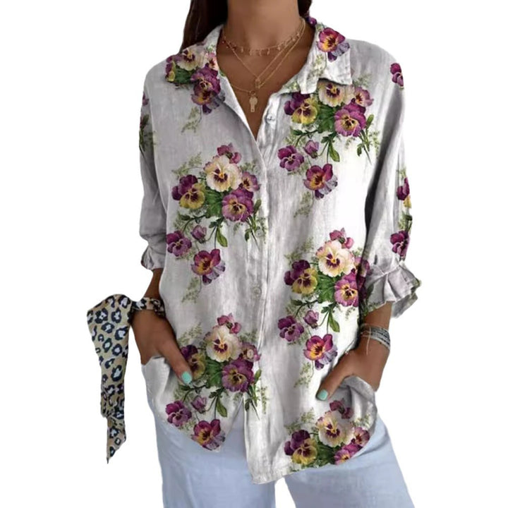 Damblus med blommönster och dold knäppning Mirla-Eva Jonsson