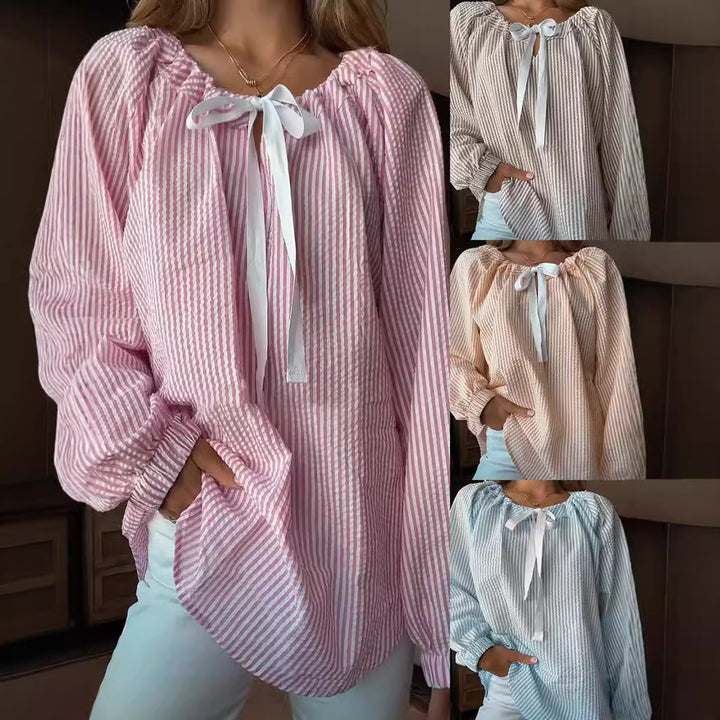 Damblus med elastisk halsringning och svart knytning Mirla-Eva Jonsson