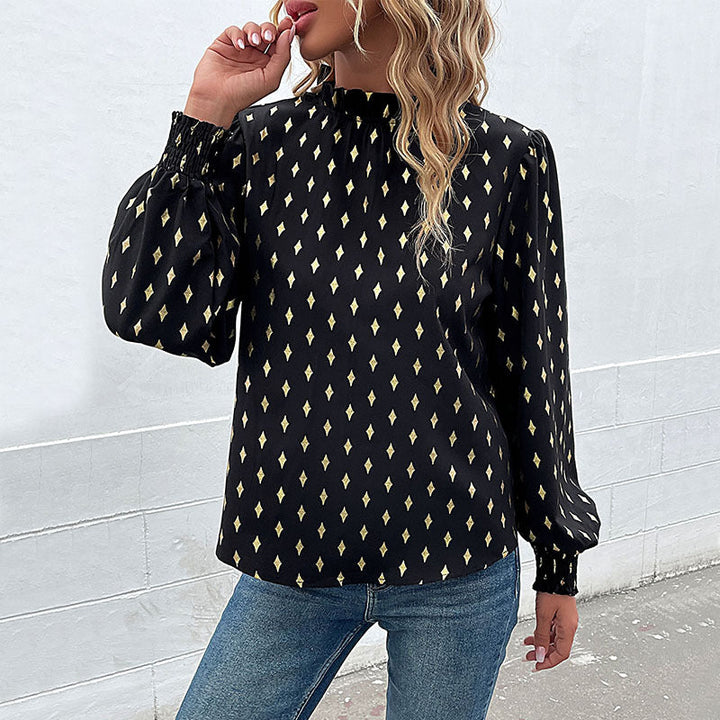 Damblus med elegant krage och modernt mönster Mirla-Eva Jonsson