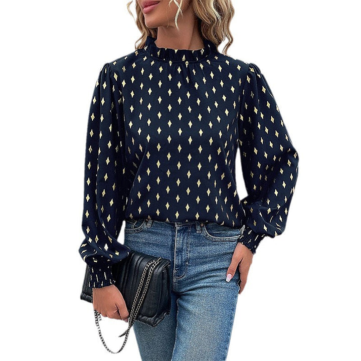 Damblus med elegant krage och modernt mönster Mirla-Eva Jonsson