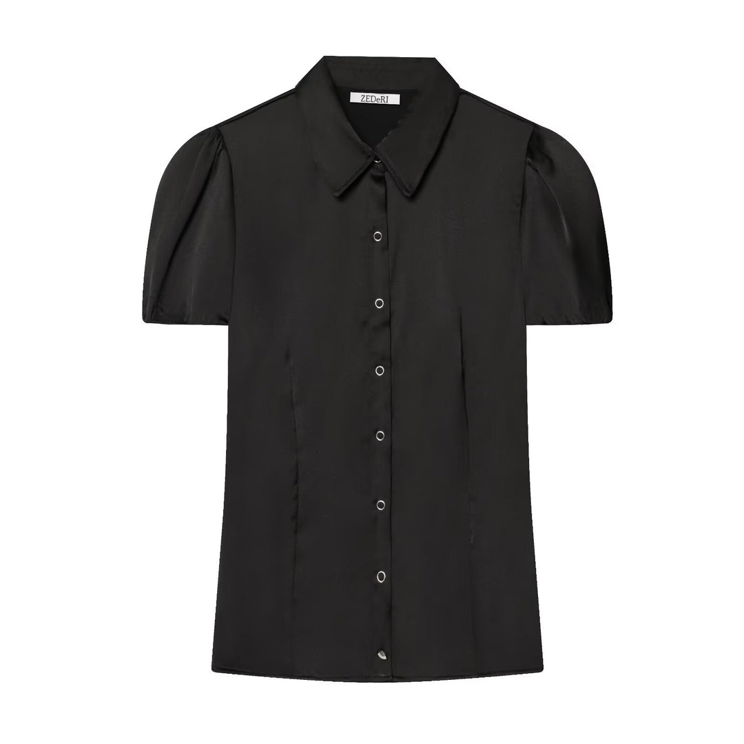Damblus med korta puffärmar och elegant knapprad Mirla-Eva Jonsson