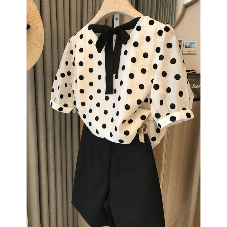 Damblus med puffärmar och rosett-detalj Mirla-Eva Jonsson