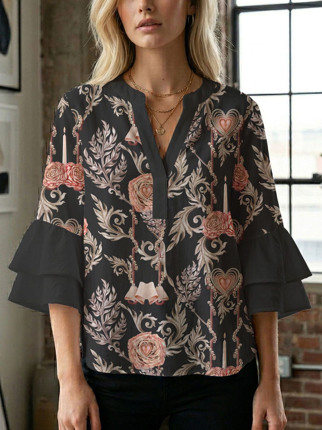 Damblus med underbart blommönster Mirla-Eva Jonsson