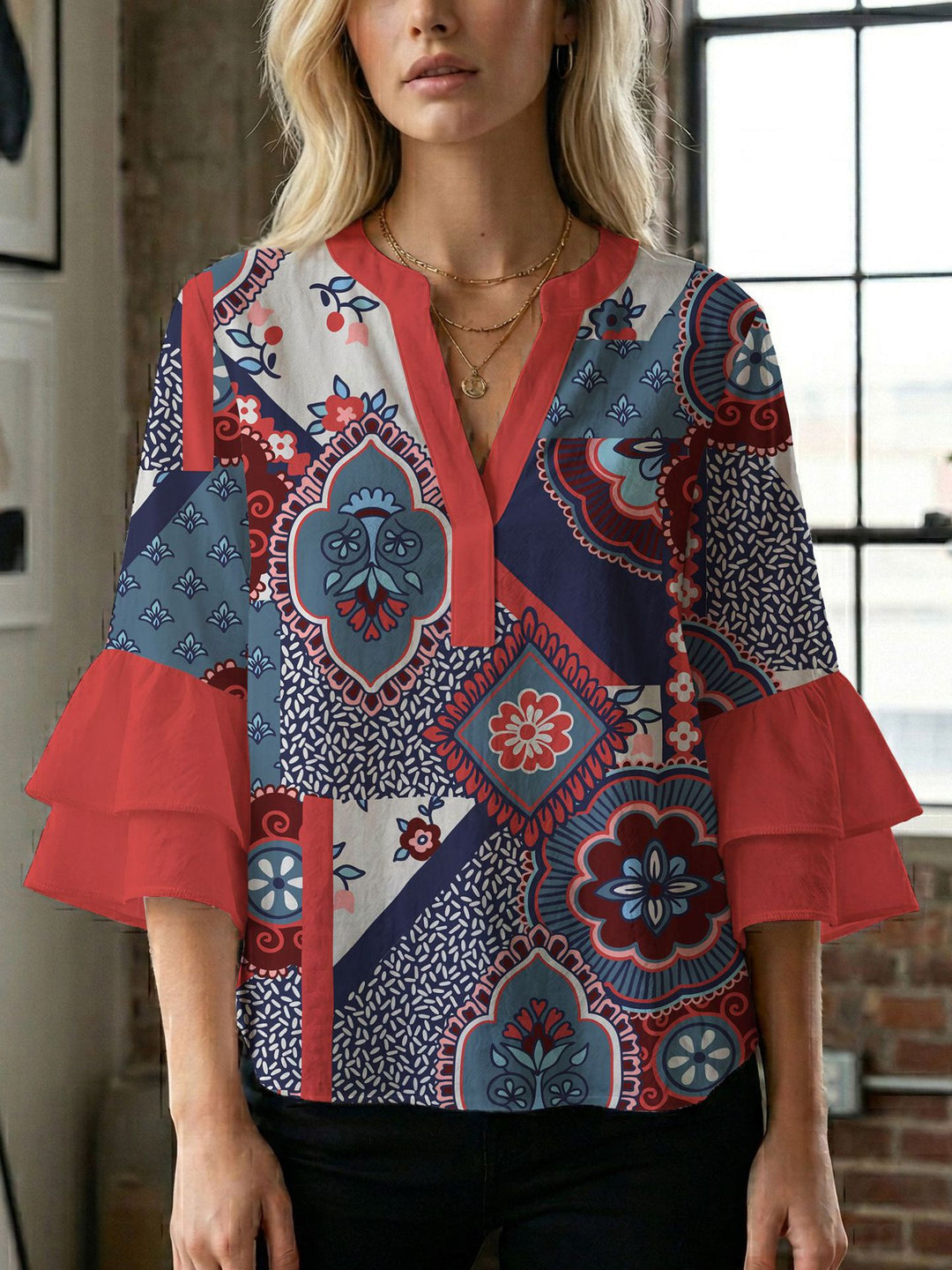 Damblus med underbart blommönster Mirla-Eva Jonsson