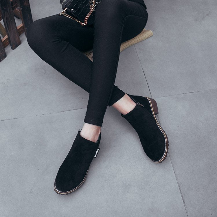 Damboots med mjuk mocka och stabil klack Eva Jonsson-Eva Jonsson