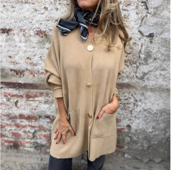 Damd cardigan med praktiska fickor och elegant knappdetalj Mirla-Eva Jonsson