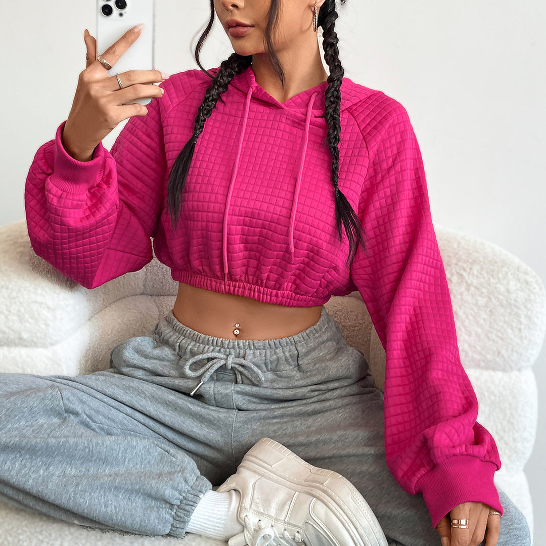 Damdressad hoodie med texturerad design Mirla-Eva Jonsson