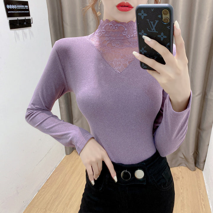 Damdskjorta med eleganta spetsdetaljer Mirla-Eva Jonsson