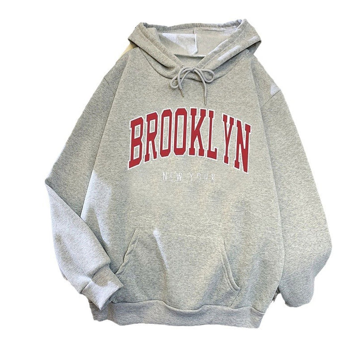 Damdtröja med stiligt Brooklyn-tryck Mirla-Eva Jonsson